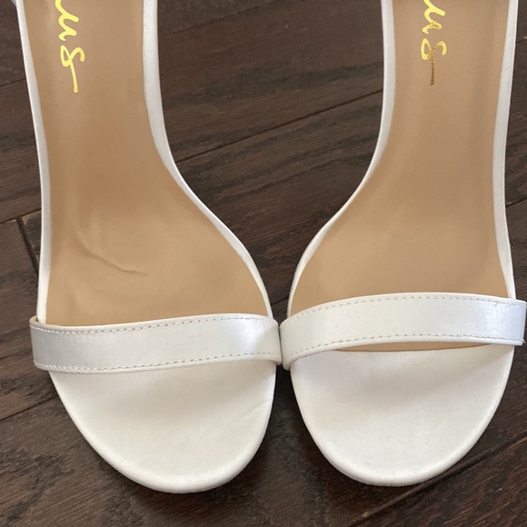 Lulus Ayanna Ivory Satin Bow Ankle Strap High Heel Sandals Size 6.5 - Picture 7 of 16